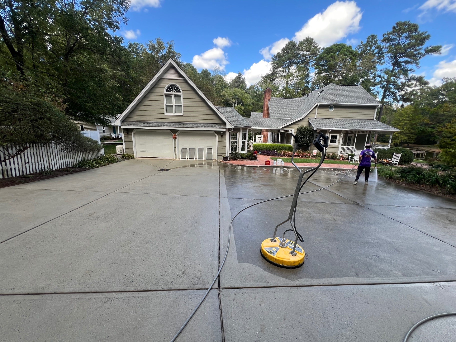 Pressure washing photo 8